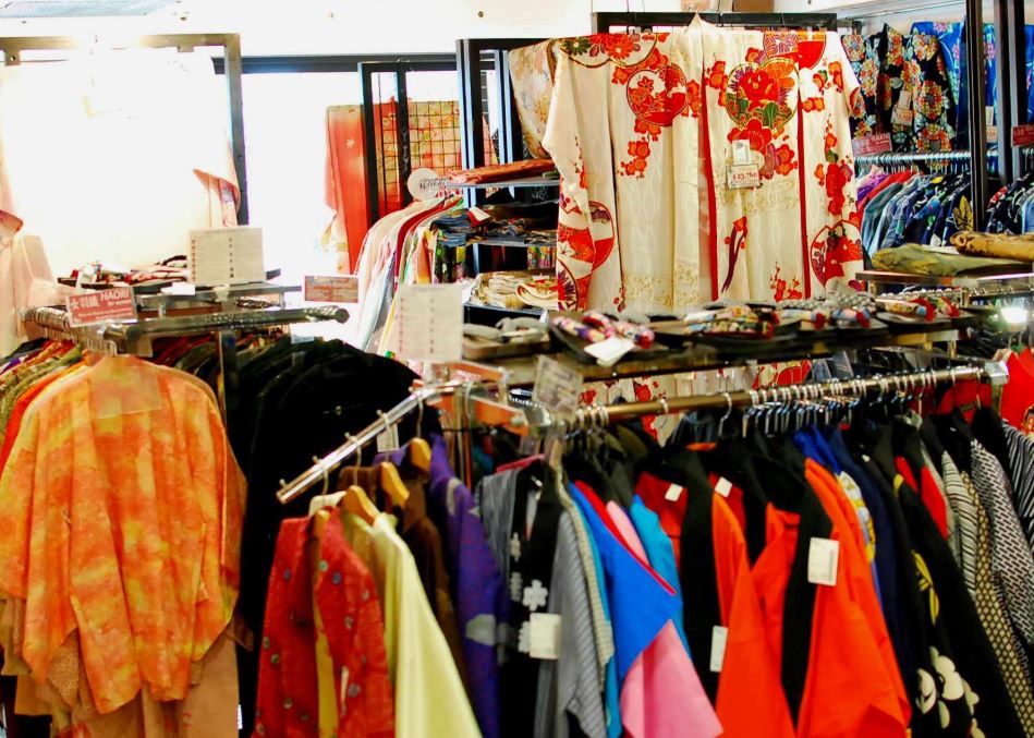 cuanto cuesta un kimono en tokio