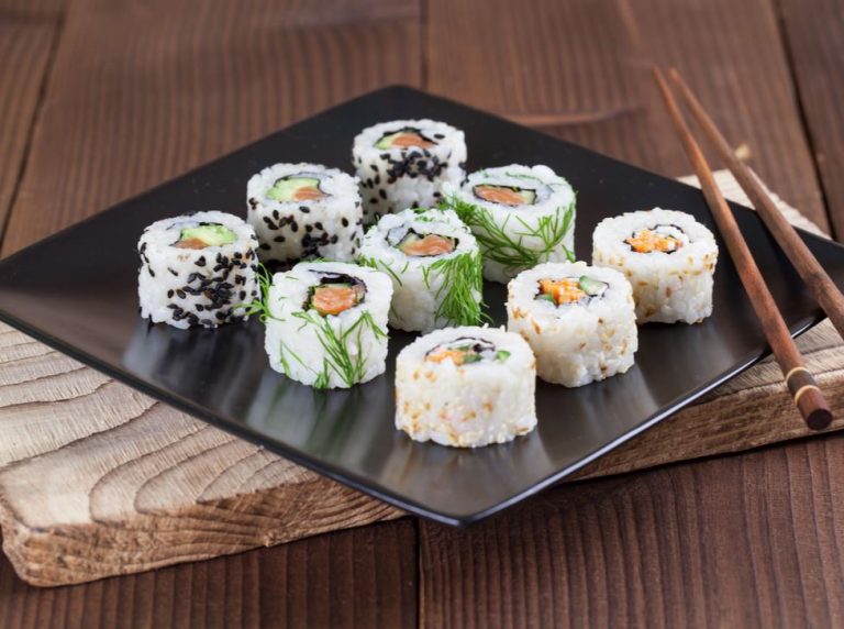 Como Se Llaman Los Palillos Para Comer Sushi