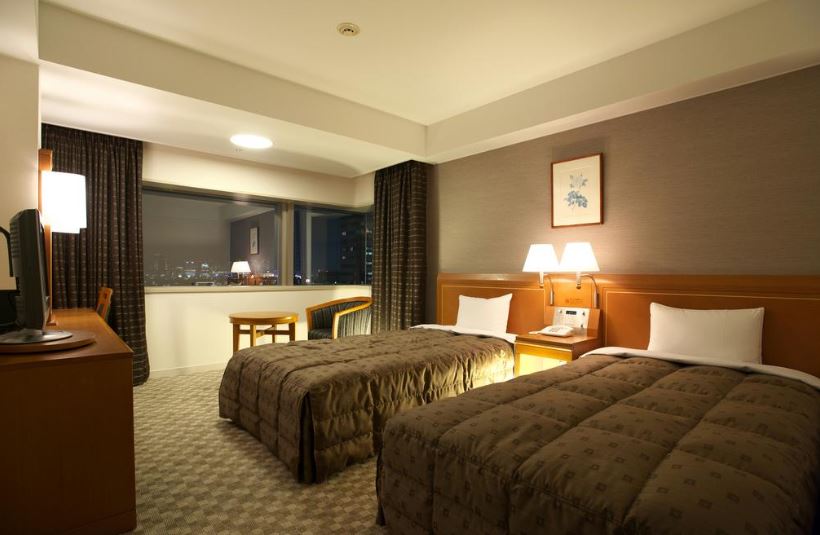 un buen hotel en tokio toshi center