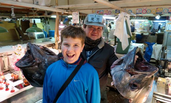 mercado tsukiji con niños mercado tsukiji con niños