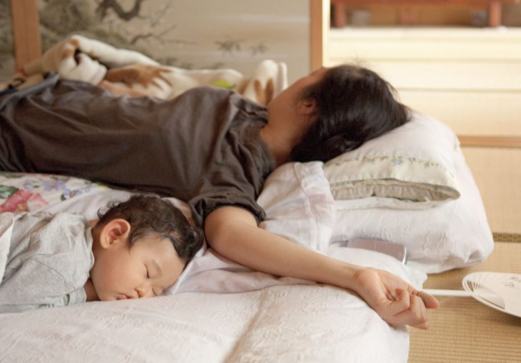 dormir en futon japones