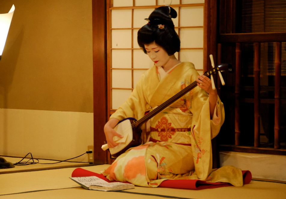 shamisen instrumento musical