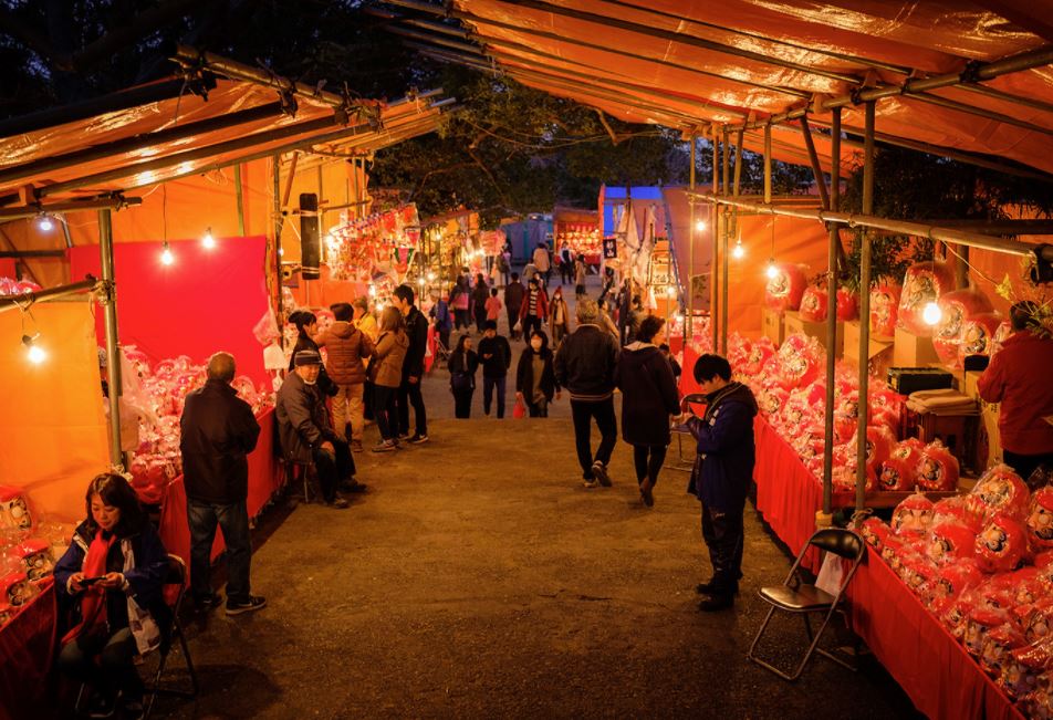 mercadillo de daruma en japon - daruma ichi mercadillo de daruma en japon - daruma ichi