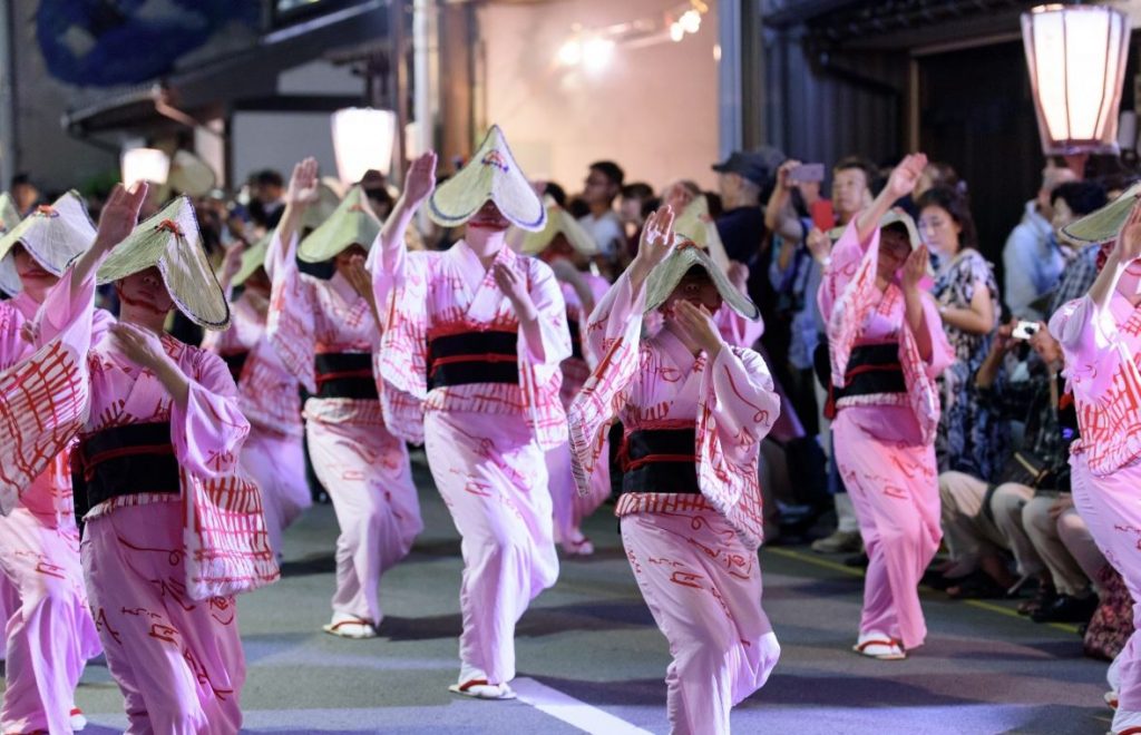 matsuri baile en japon