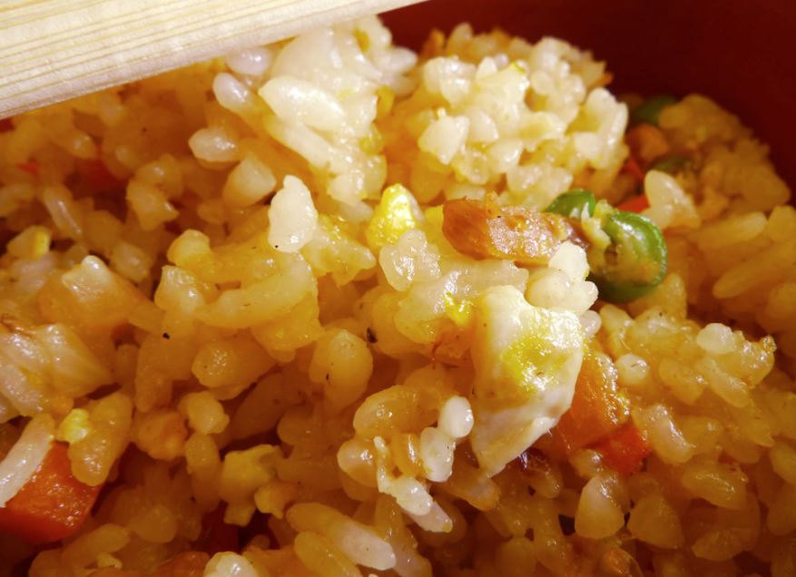como hacer yakimeshi de coliflor con tampico