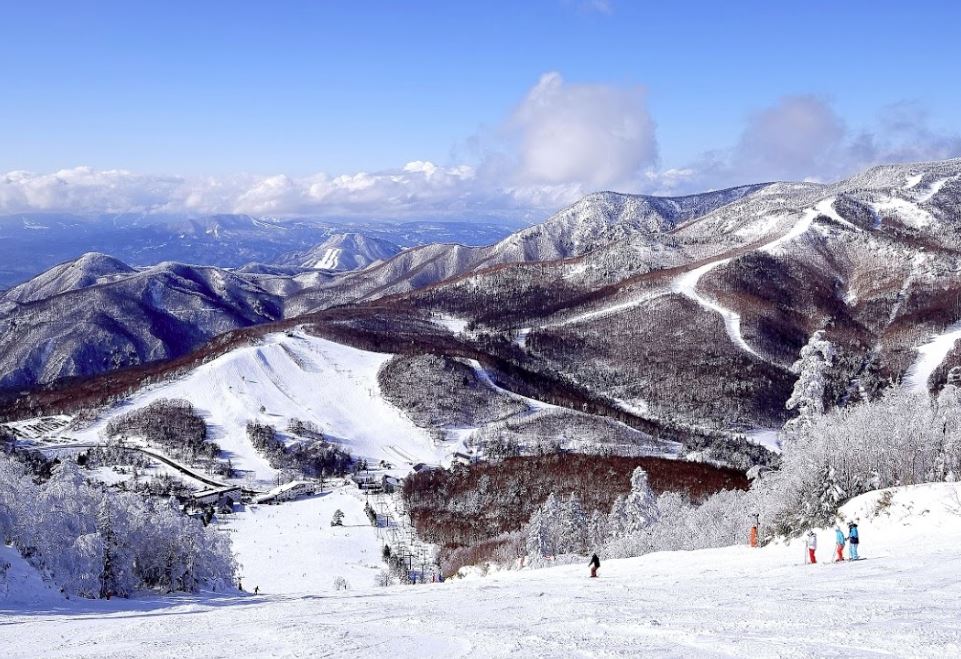 lugares para esquiar en japón