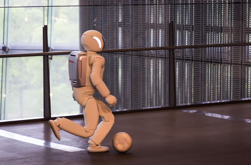 robots japoneses que parecen humanos