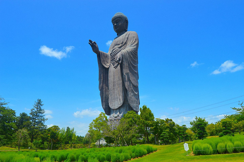estatuas de Buda en Japón