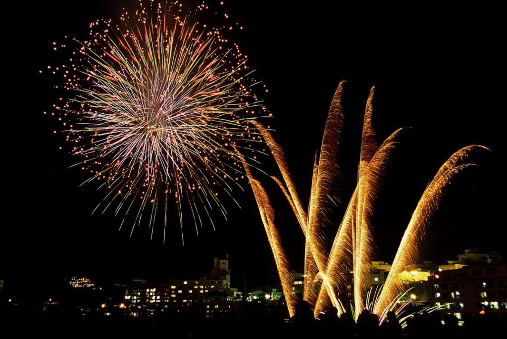 festivales de fuegos artificiales en japon festivales de fuegos artificiales en japon