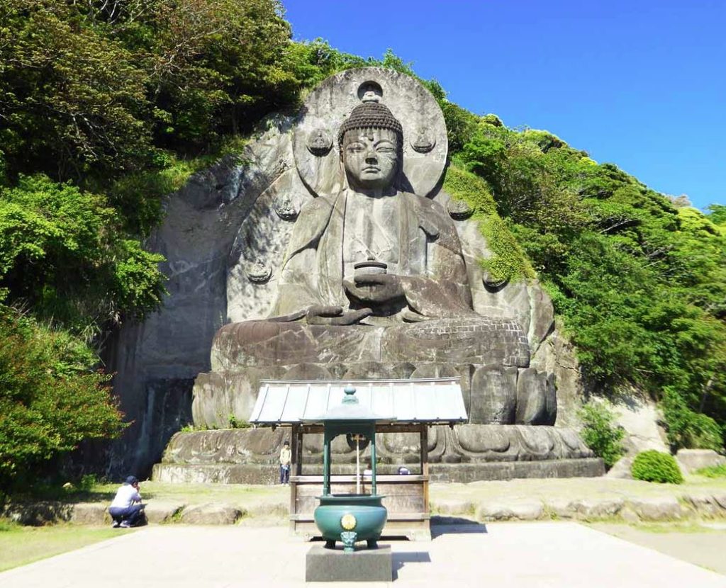 figura gigante de buda en japon figura gigante de buda en japon