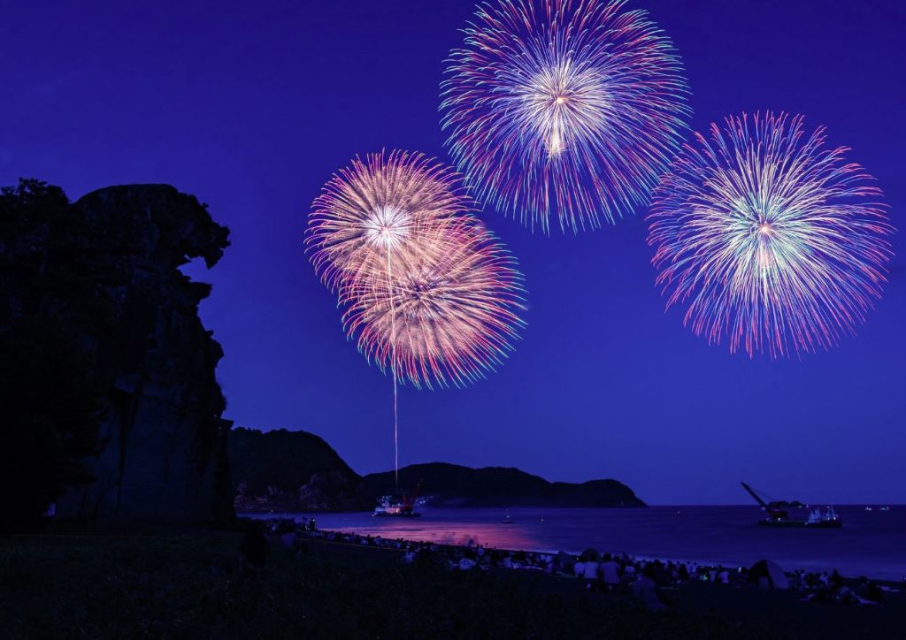 fuegos artificiales japoneses fuegos artificiales japoneses