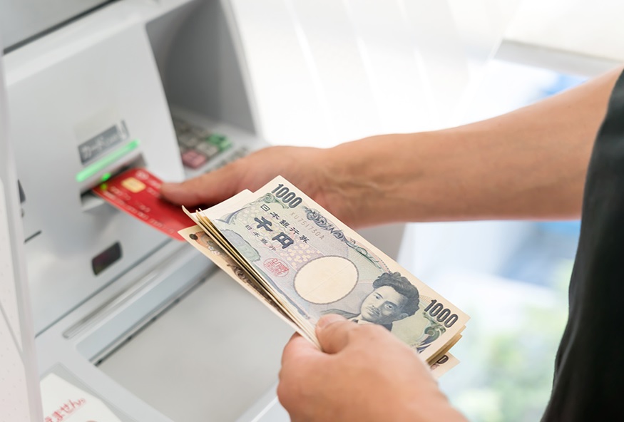 como retirar dinero en japon