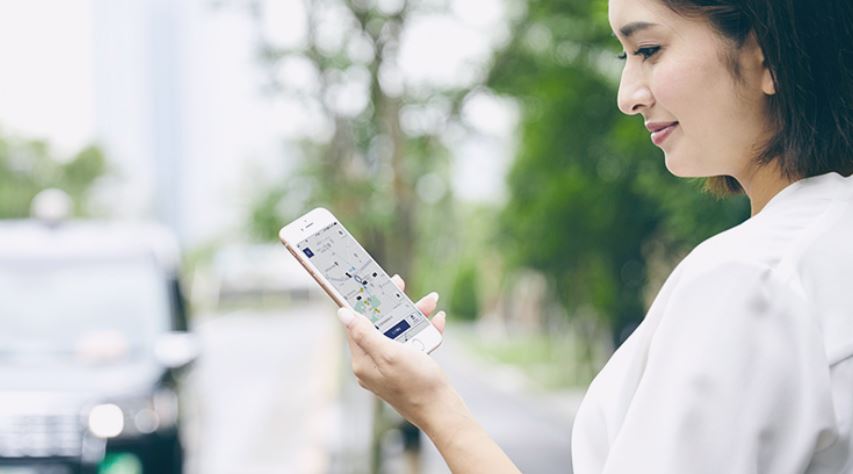 como reservar un taxi japones