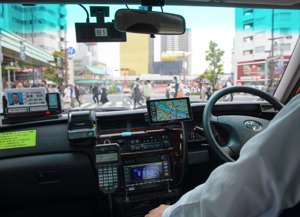 cuanto cuesta un taxi en japon