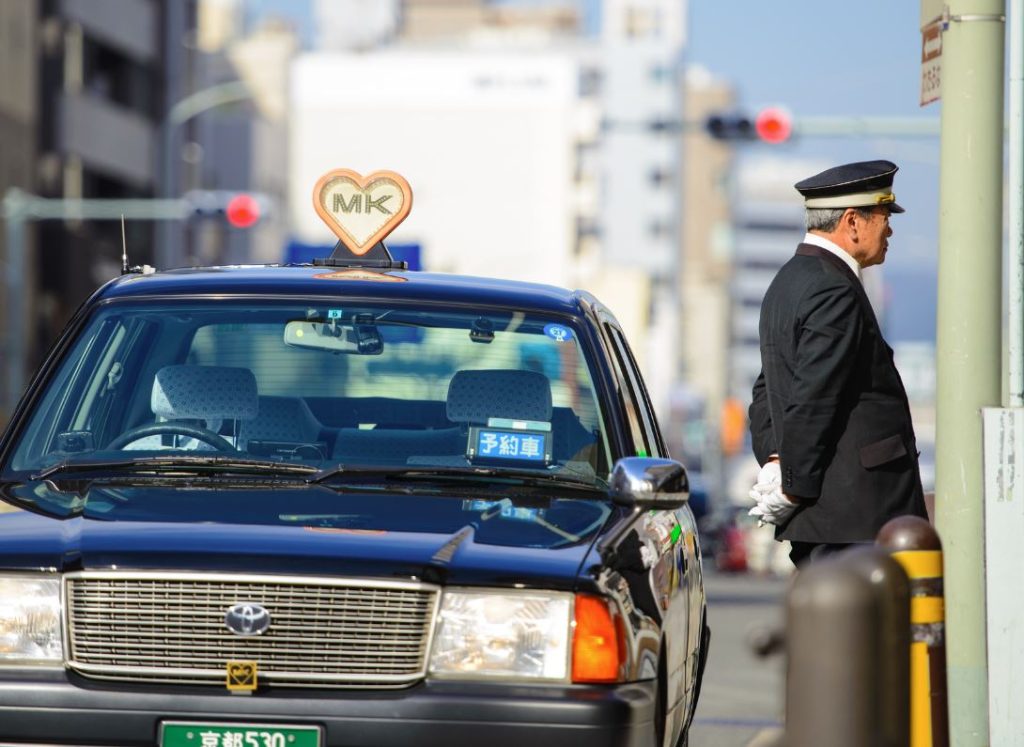 precios de taxis en tokio