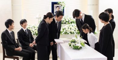 como son los funerales en japon