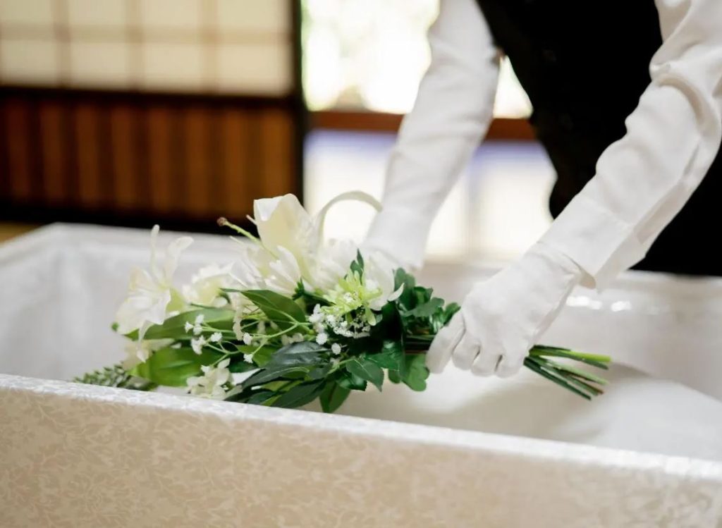 ritual funerario en japon