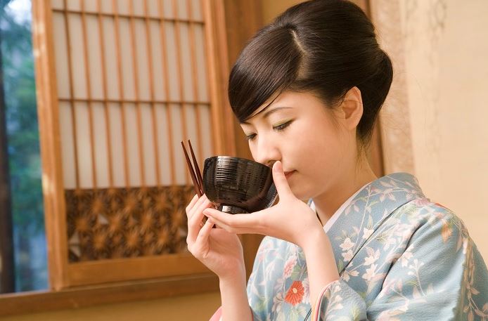 que desayunan los japoneses