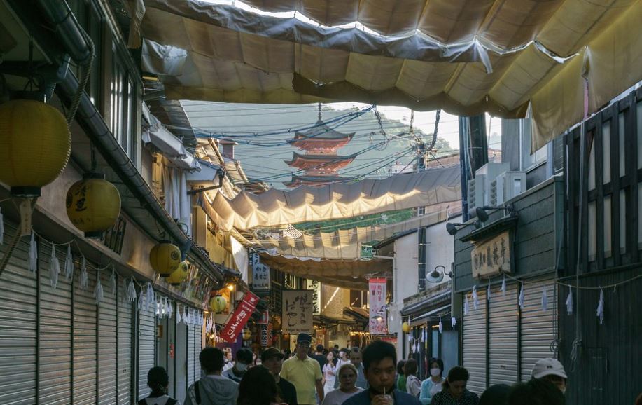 calle omotesando en miyajima