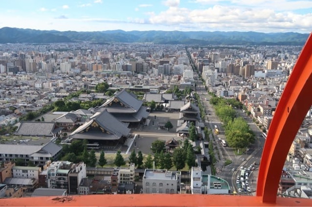 vistas de la torre de kyoto japon vistas de la torre de kyoto japon