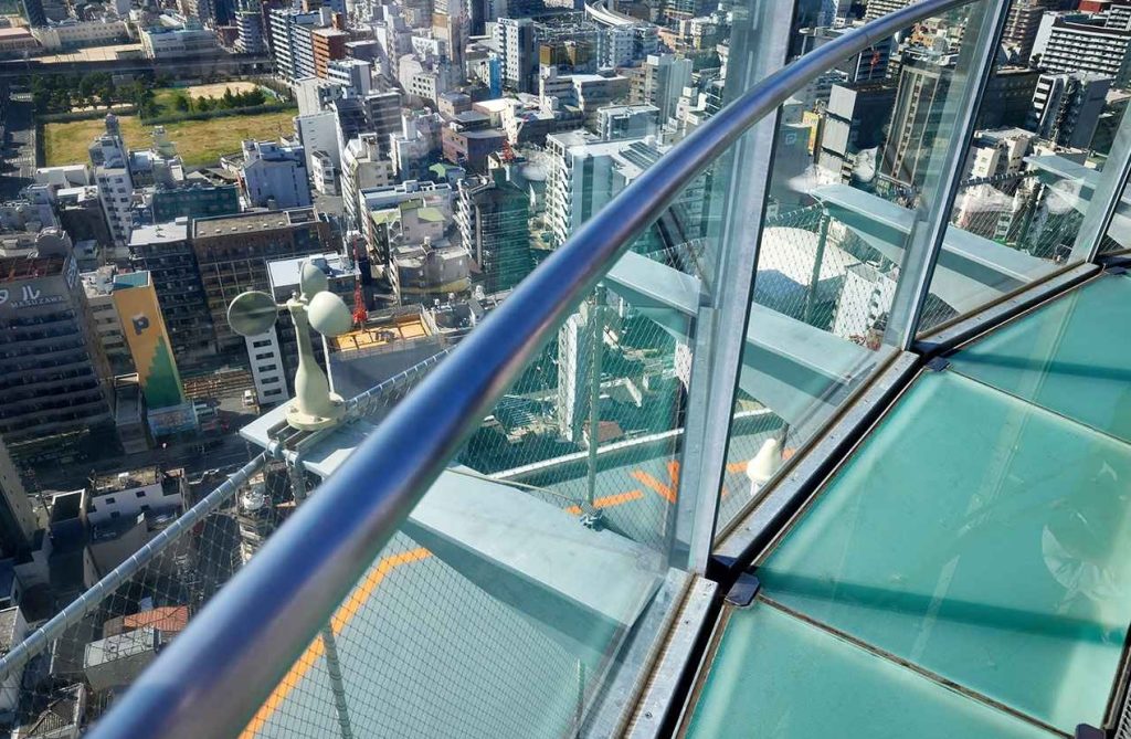que se ve desde la torre de tsutenkaku que se ve desde la torre de tsutenkaku
