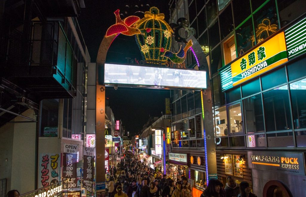 calle takeshita dori en japon