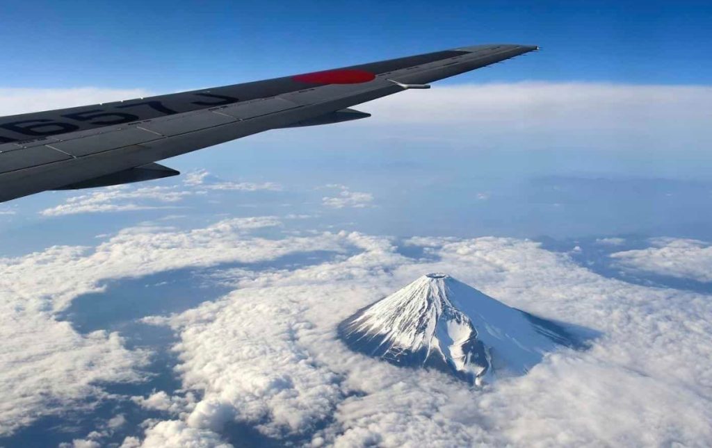 ver el monte fuji desde el avion