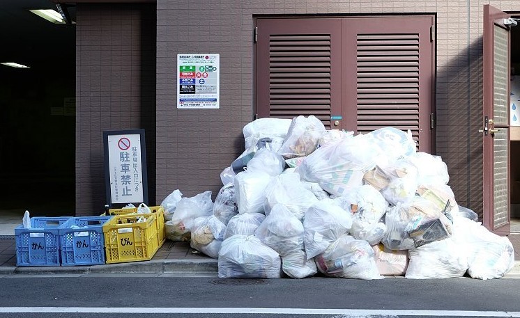 porque no hay papeleras en japon