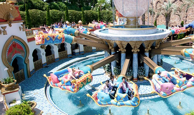 Jasmines Flying Carpets en parques disney en tokio