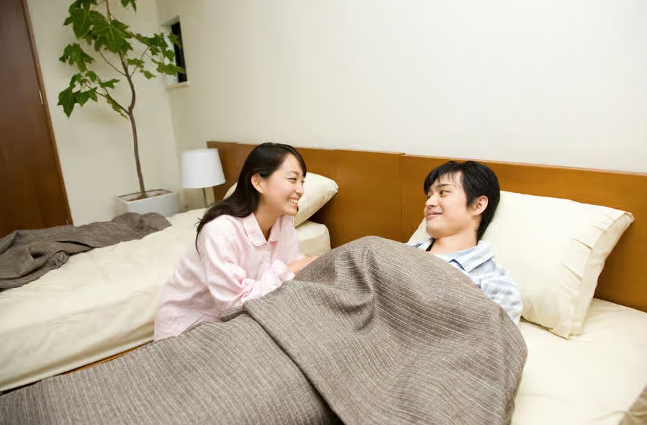 los japoneses duermen en camas separadas