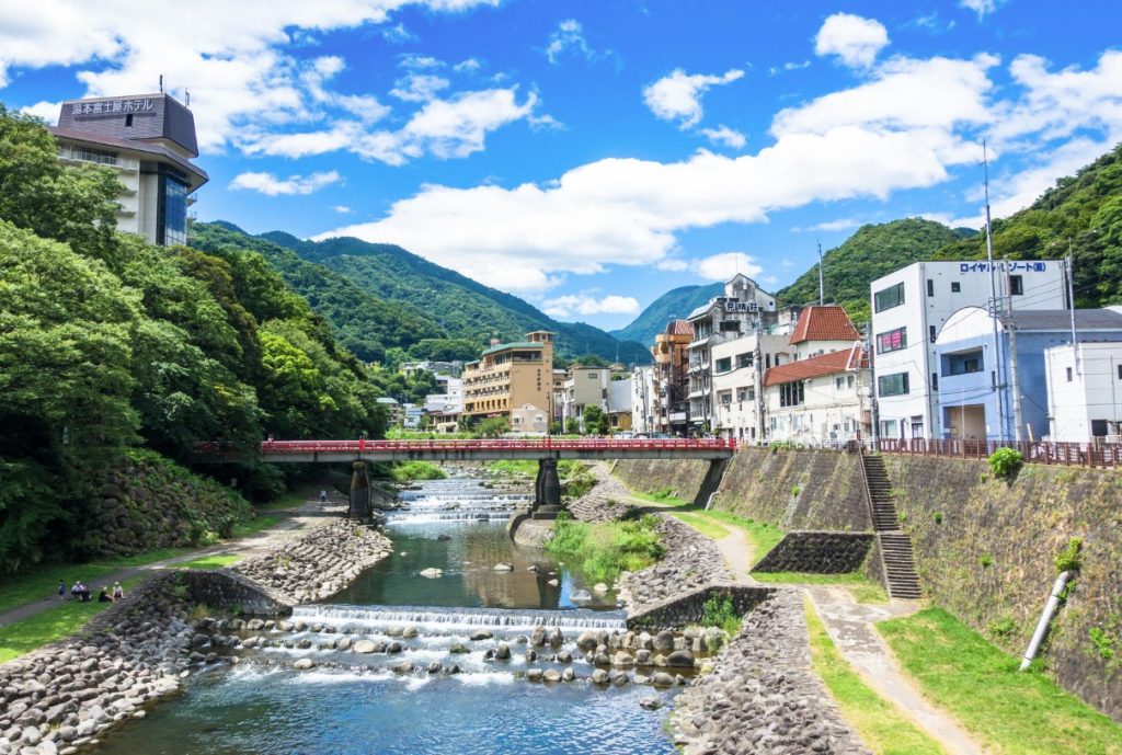 mejor pueblo onsen hakone
