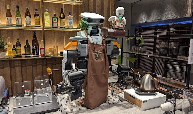 cafeterias con robots en tokyo