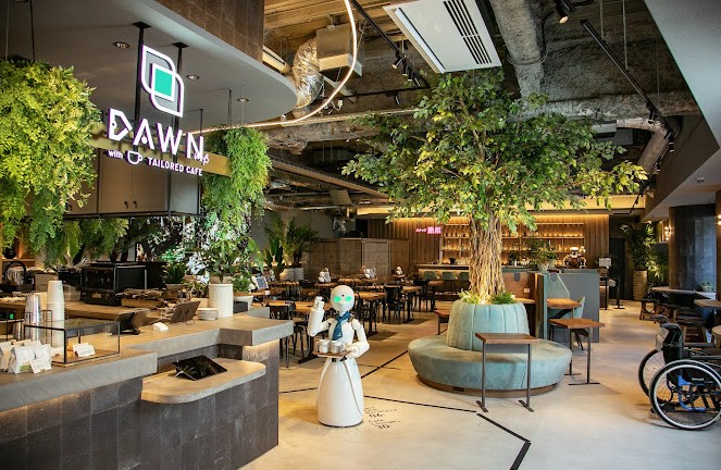 restaurante con robot en tokio avatar robot cafe