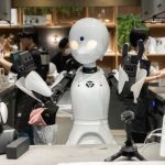 restaurantes con robots en tokio