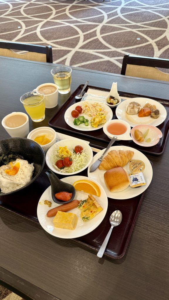 desayuno buffet en ryokan ookawaso
