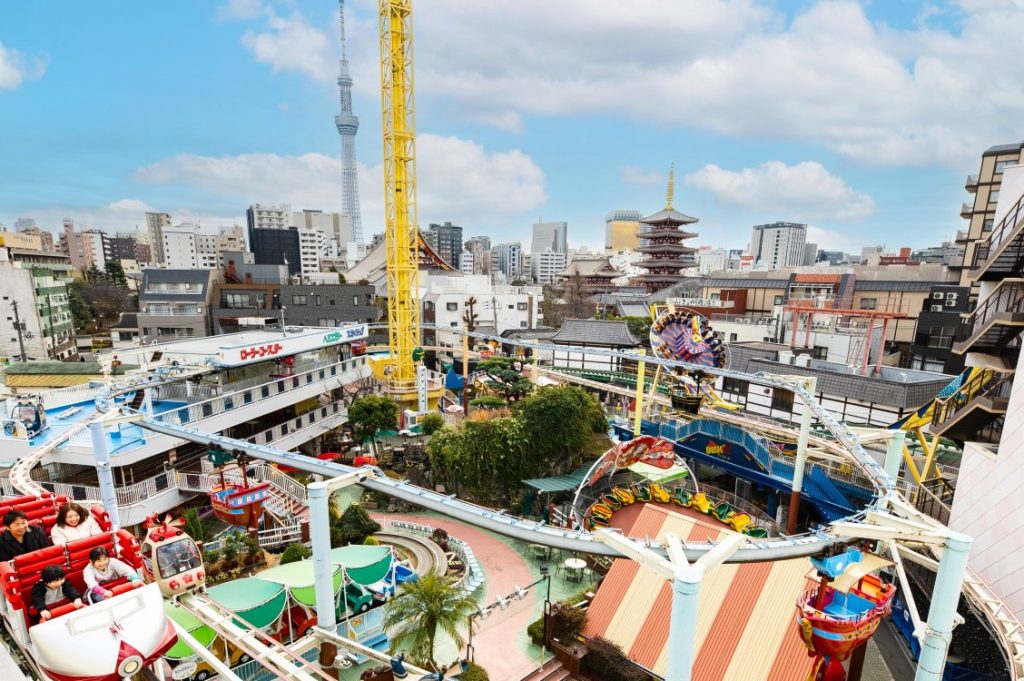el parque de atracciones mas antiguo de japon