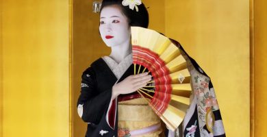 espectaculo de geishas maikos geikos en kioto
