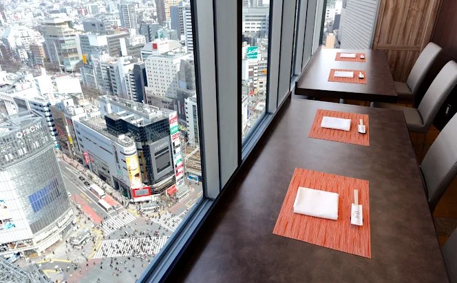 mejor restaurante con vistas del cruce de shibuya