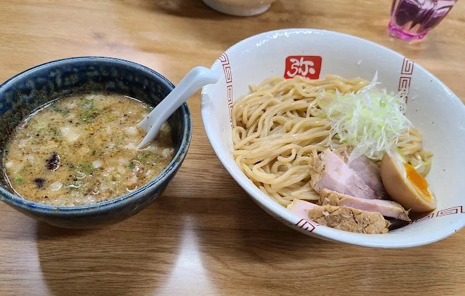 mejor tsukemen ramen osaka