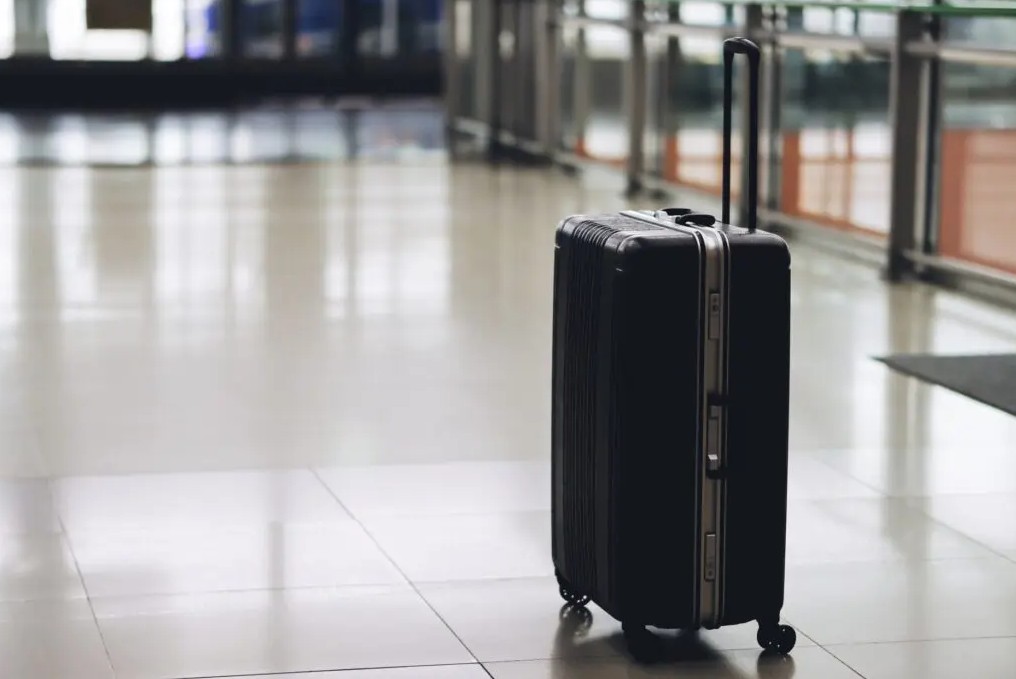 puedo abandonar una maleta en el aeropuerto de japon