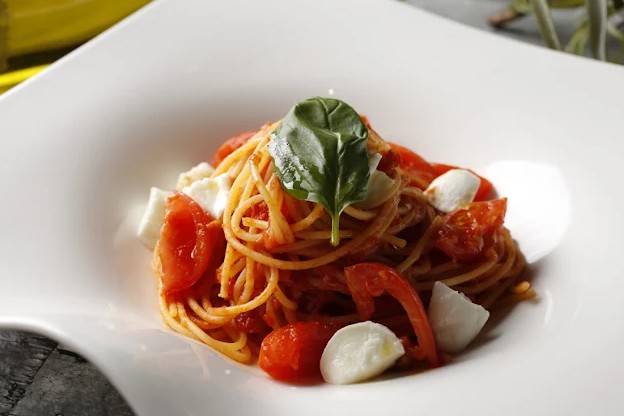 restaurante italiano en tokio con vistas