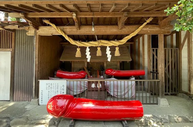 santuarios falicos japon santuarios falicos japon