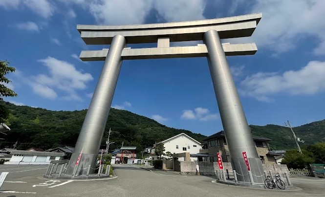 los torii mas grandes de japon los torii mas grandes de japon