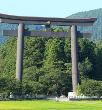 torii con mas altura de japon
