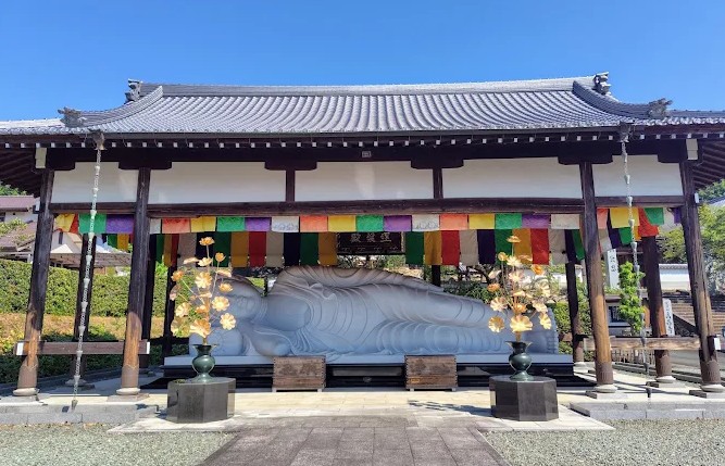 buda acostado mas grande de shikoku buda acostado mas grande de shikoku