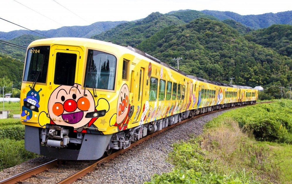 tren tematico de anpanman en kochi tren tematico de anpanman en kochi