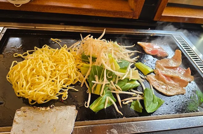 comer okonomiyaki en tokio comer okonomiyaki en tokio