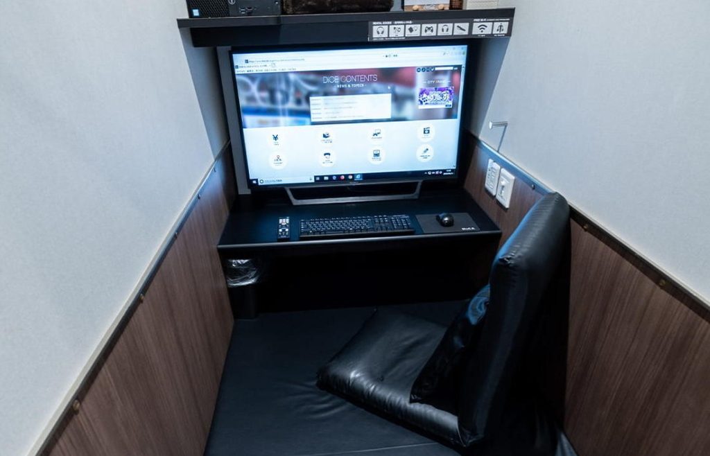 dormir en un manga cafe manga kissa dormir en un manga cafe manga kissa