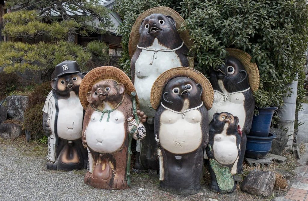 que representan los tanuki que representan los tanuki