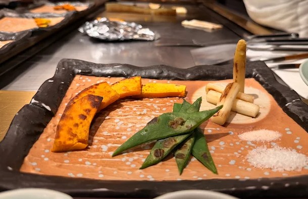 teppayanki de verduras en tokio teppayanki de verduras en tokio